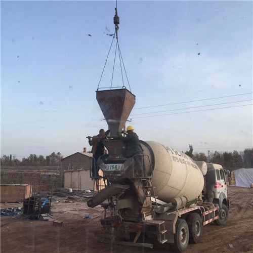 齐河县“精准瞄准”—— 吊车的 “定位导航” 技术